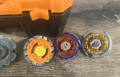 8 Vintage Beyblade Metal With Beyblade Burst Case