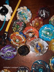 BEYBLADE LOT Launchers Spinners Metal and Plastic