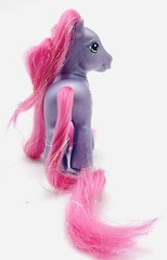 2002 Hasbro G3 My Little Pony – Petal Blossom – Super Long Hair Pony **Read