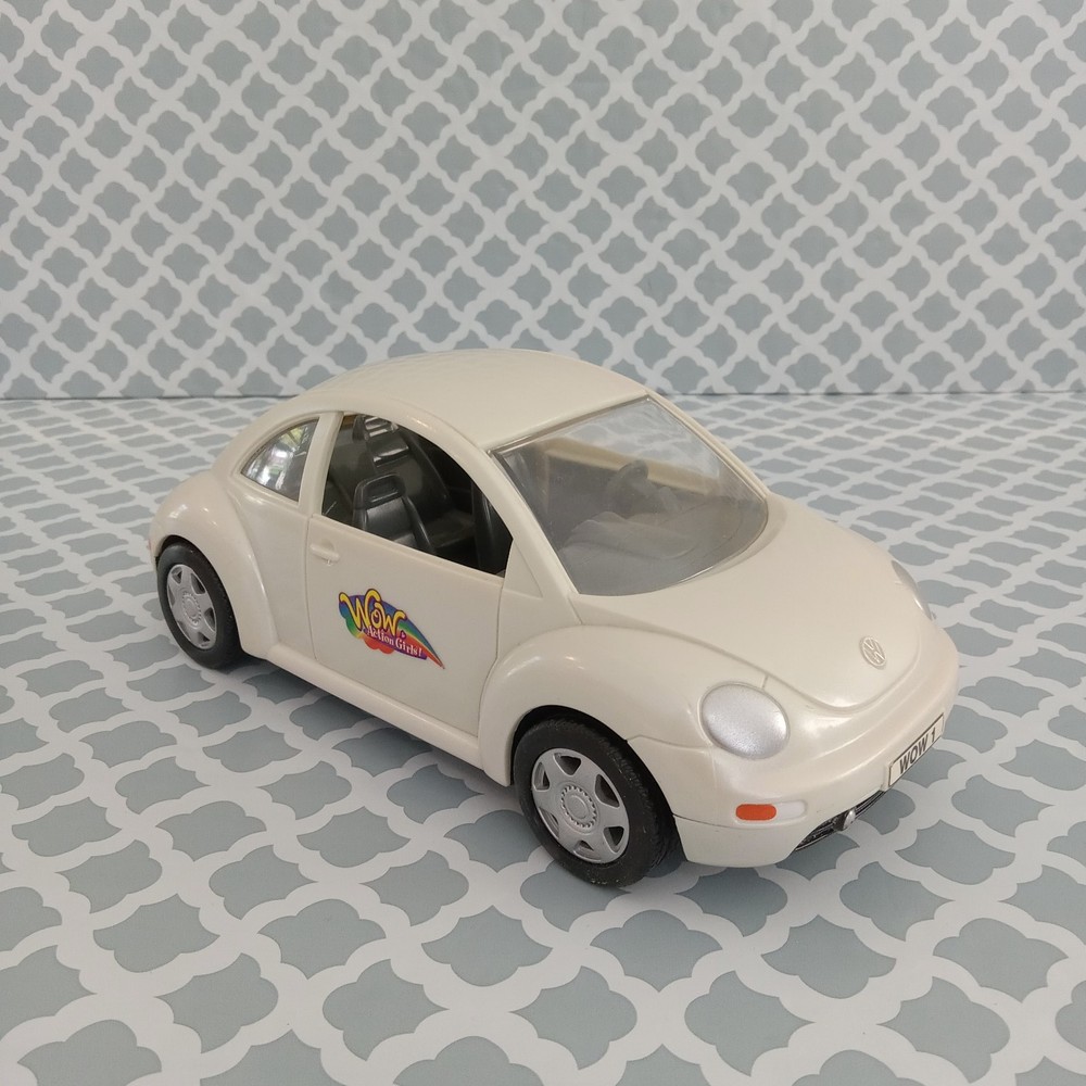 Lanard Toys Volkswagen VW Beetle Wow Action Girls White Car 1999 Vehicle