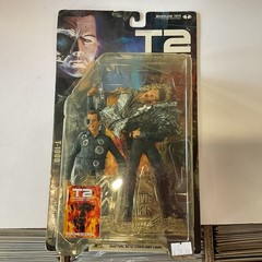 McFarlane Movie Maniacs T2 Terminator 2 Judgment Day T-1000 Figure Sealed