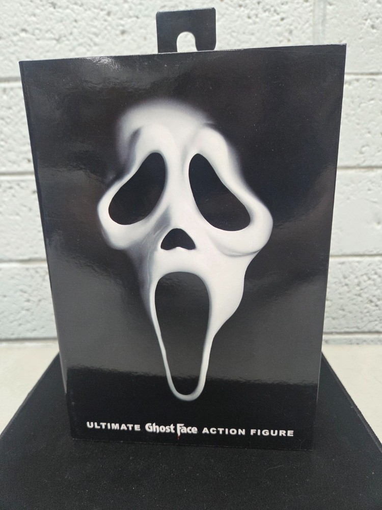 Neca “Scream” Ultimate Ghostface 7 inch Action Figure