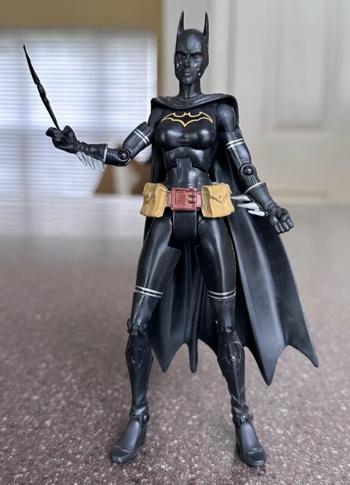 Mattel DC Superheroes Batgirl Cassandra Cain Select Sculpt Series 2007