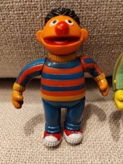 1985 Sesame Street Ernie & Bert 3″ Action Figures, Tara Toys, Vintage