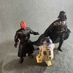 Star Wars Darth Maul Vader R2-D2 3.75 Inch Action Figure Hasbro