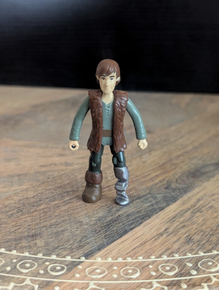 DreamWorks Dragons Defenders of Berk Hiccup 3″ Action Figure 2013 Spin Master
