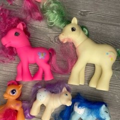 Vintage and new My little pony and horse lot figurine toys rainbow dash & more