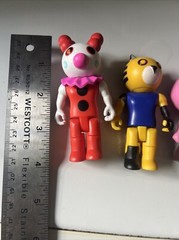 PhatMojo 2020 Piggy Clowny Tiger Figure Series 1