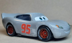 Disney Pixar Cars 3 Primer Lightning McQueen Diecast 1:55 FC Radiator Springs 95