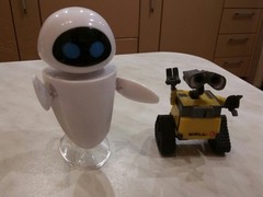 Wall-E Robot Wall E & EVE PVC Action Figure Collection Model Toys Free Shipping