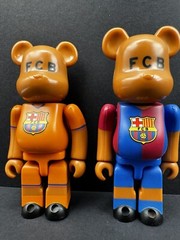 BE@RBRICK 100% FC BARCELONA 2006 home away set MEDICOM TOY Bearbrick