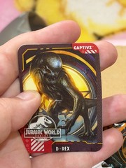 JURASSIC WORLD REBIRTH CAPTIVZ MYSTERY EGG FLOCKED D-REX RARE NEW