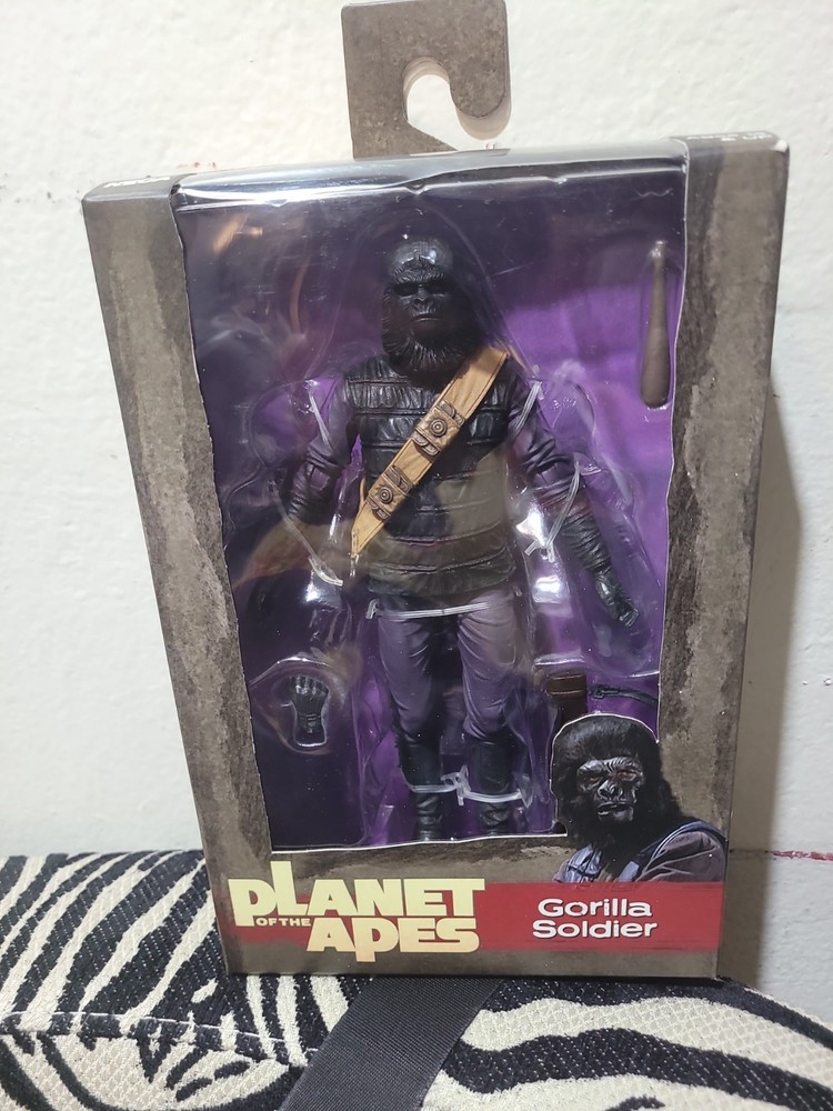 Planet of the Apes Gorilla Soldier Action Figure 2014 NECA Sealed NEW In Box v1