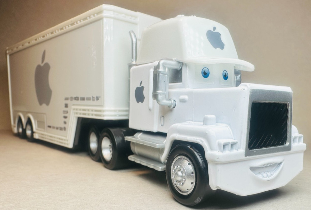 Disney Pixar Cars Apple Mac iCar Hauler Semi Piston Cup Diecast Deluxe 1:55 FC
