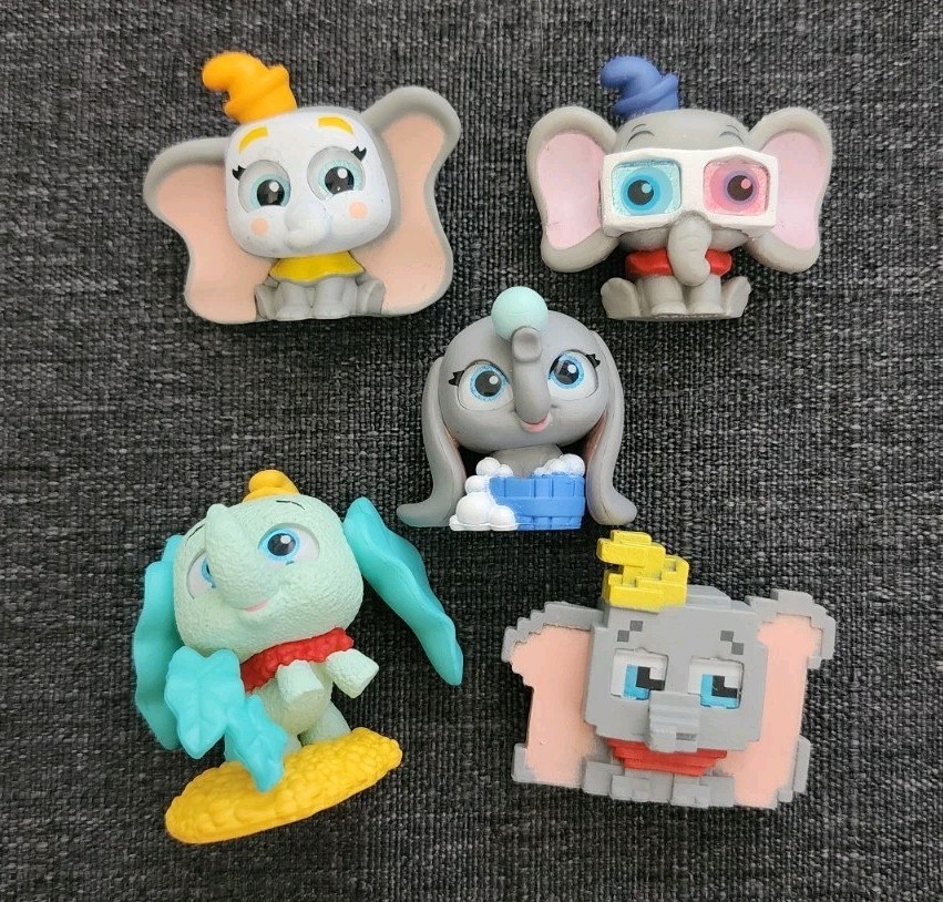 Exclusive Disney Doorables DUMBO Lot: Baby, 3D Glasses, Full Bloom, 8-Bit Set