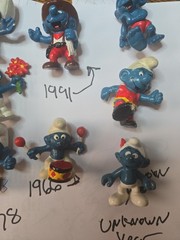 Vintage 1960s 1970s 1990 Smurfs Figures Lot of 11 Peyo Schleich Smurf Figurines