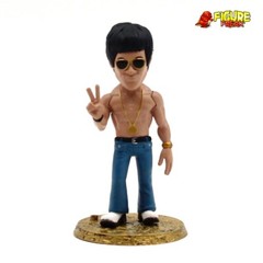D-Formz Bruce Lee 3″ Jeans with Peace Sign Loose Vinyl Figure