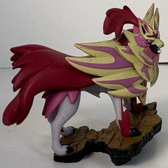 Pokemon Shiny Zamazenta Crown Zenith Premium Figure 2 Inches Tall 2023 Nintendo