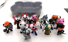 LOT OF PIGGY Roblox Collectible Figure Series 1 LOOSE & Case