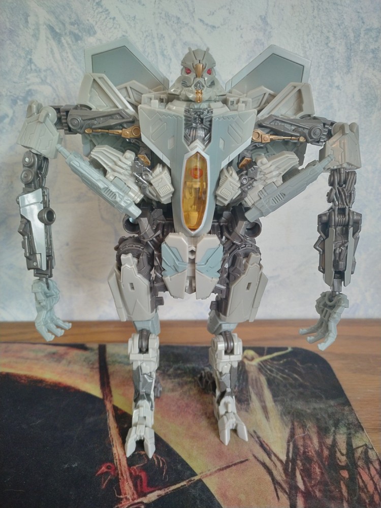 Transformers Starscream Studio Series SS06