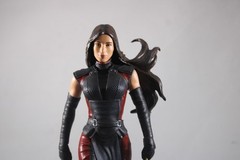 Marvel Gallery Elektra Netflix PVC Figure Diamond Select Toys 11in