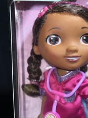 Doc McStuffins Walk N’ Talk Doc Mobile Doll Disney