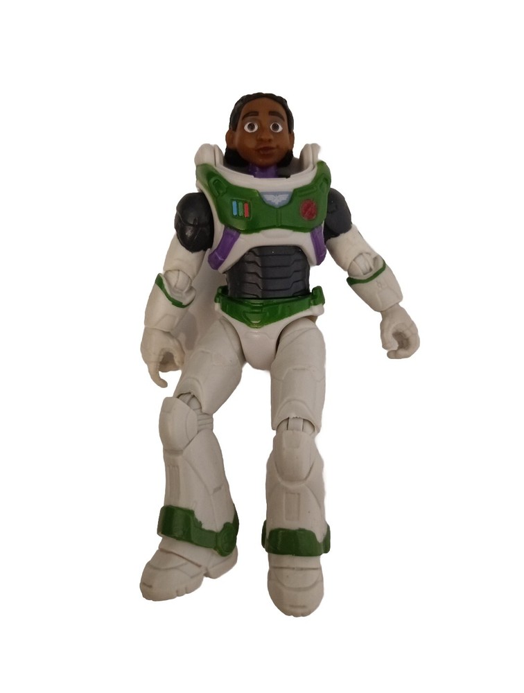 Disney Pixar Lightyear Izzy Hawthorne Alpha Crystal Grade Figure 5″
