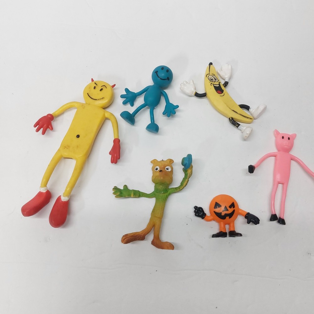 Lot Of 6 Bendy Bendable Figure Toys Smiley Face, Pumpkin, Hong Kong Dog, Banana