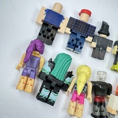 Roblox Lot 15 Mini Figures Heroes Apocalypse Rising Pizza Place Shark Bite