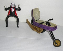 Vintage 1978 Ideal Scare Cycles Dragucycle Dracucycle w/ Dracula Figure RARE