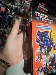 2004 Transformers Generation One Commemorative Series VIII Autobot Skids