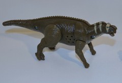RARE 2000 Bruton 5.75″ McDonald’s EUROPE Movie Action Figure Disney Dinosaur