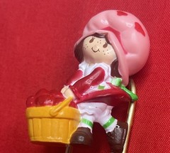 Strawberry Shortcake Mini Figurine Rare Collectible Not Available in Stores