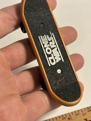 Star Wars The Clone Wars 2010 Tech Deck Tabletop Skateboard Mace Windu rare