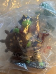 Vintage Kermit Frog Treasure Island Captain 3” PVC Henson Toy Muppets New In Bag