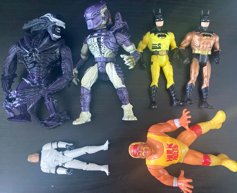 Lot of 90s Figures, Star Wars Luke Stormtrooper, Alien Predator, Batman, Hulk