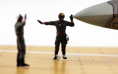 1/72 figures TANK 1:72 10PCS SOLDIERS aircraft carrier Airport logistics diorama
