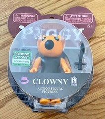 FOXY ACTION FIGURE MISPRINT MISLABEL ERROR RARE Piggy Clowny NEW ON CARD w/ DLC