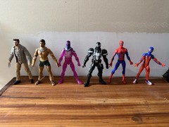 6 Marvel Legends Figure (MCU Logan + Namor, Agent Venom, Spider Man+boy, + LL)