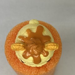 Num Noms Series 1 #126 Caramel Cream Pre-owned Top Only Waffle Ears Carmel Top