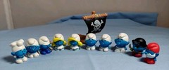 Jakks 2013 Smurfs Micro Village Garden, Water, Treasure, 19 Tiles & 10 Smurfs