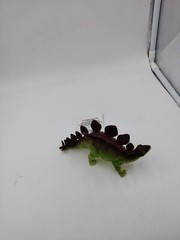 GREEN AND BROWN STEGOSAURUS 7.5 INCH FIGURE