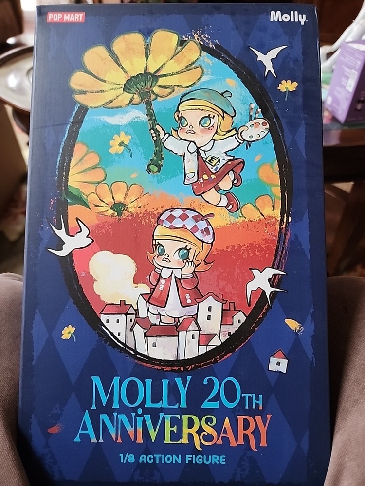 Pop Mart Molly 20th Anniversary 1/8 Action Figure Blind box