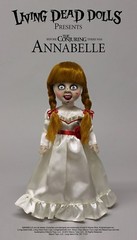 Living Dead Dolls Annabelle The Conjuring Mezco Action Figure
