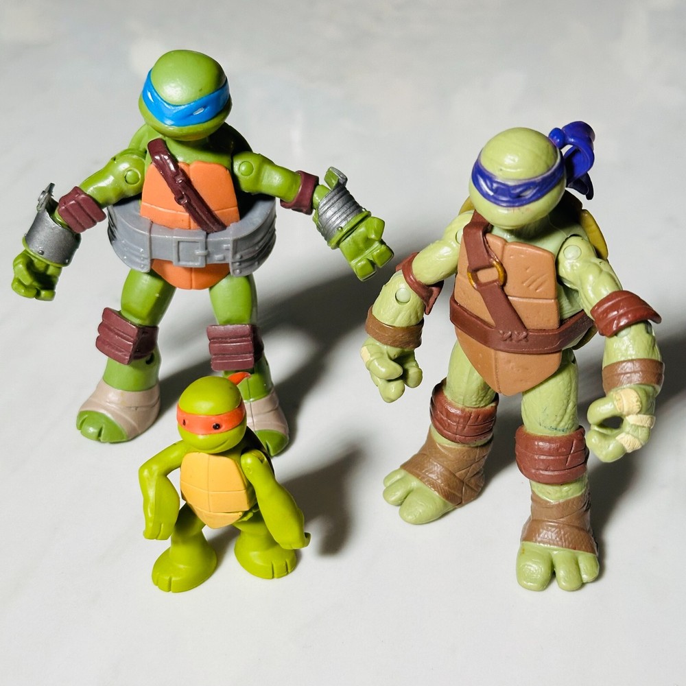 Lot of 3 – TMNT – Teenage Mutant Ninja Turtles – Action Figures Viacom Playmates