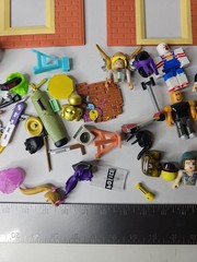 Roblox Toys Action Mini Figures Lot Of Figures and Accessories