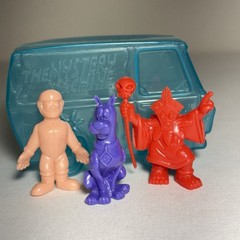 Scooby-Doo Tiny Mights 3 Minifigure Set Scooby Witch Doctor Mystery Machine Case
