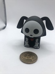 Skelanimals Dax Dog Collectible Vinyl Figure 2006 Toynami – Glow in the Dark