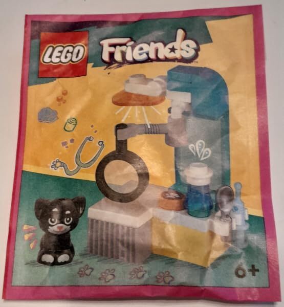 LEGO Friends: Kitten (Shadow) Minifigure at Veterinary Station