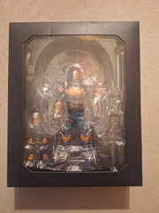 Mezco Toyz Deathstroke Collectable Action Figure ONE:12 – Read Description –